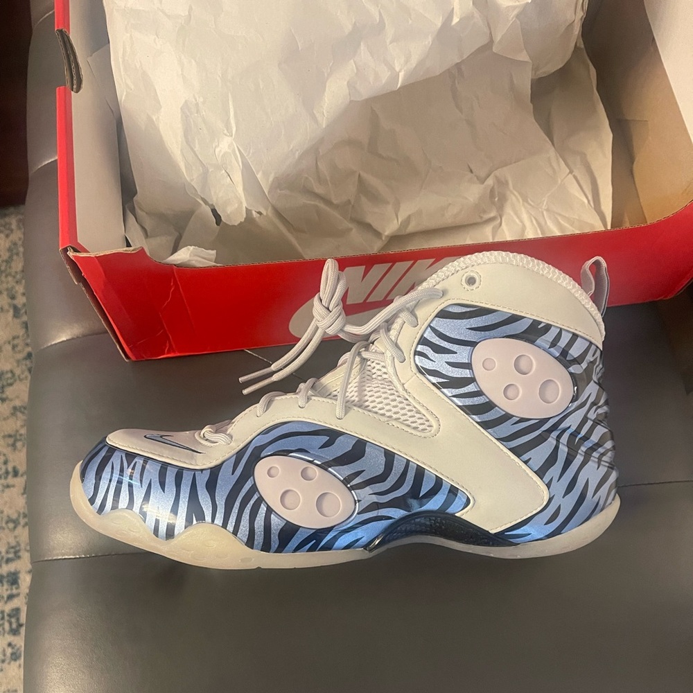 nike zoom rookiw